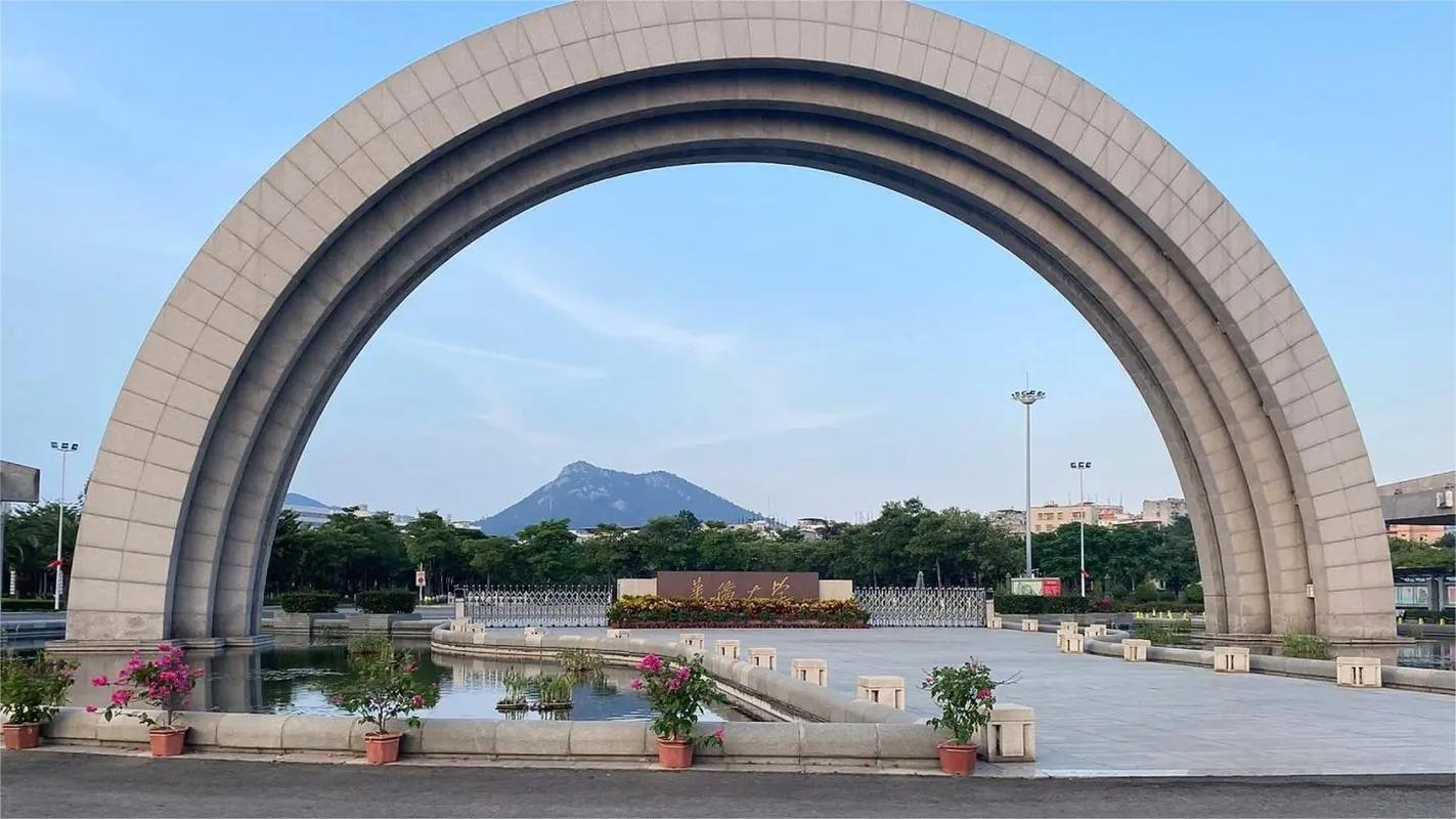 华侨大学